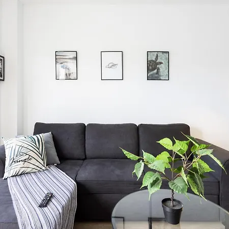 By Sunkeyrents דירה *