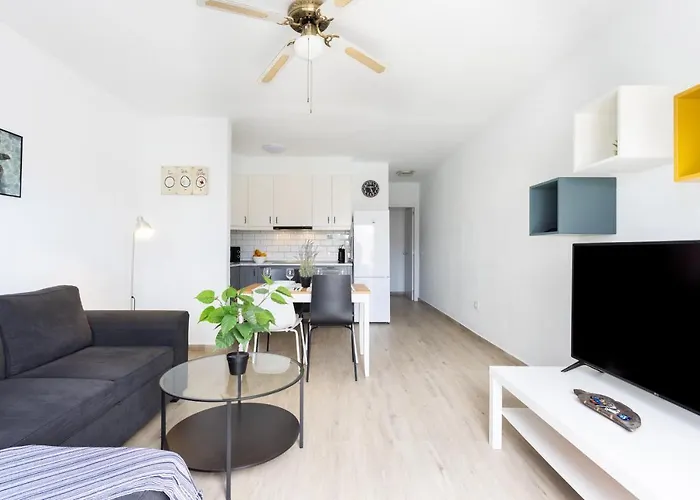 By Sunkeyrents Apartament